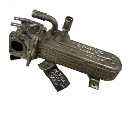 Skoda Octavia Mk2 (1Z) EGR valve cooler 038131513AD 3210275