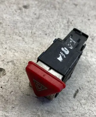 Skoda Fabia Mk2 (5J) Hazard light switch 6y0953235