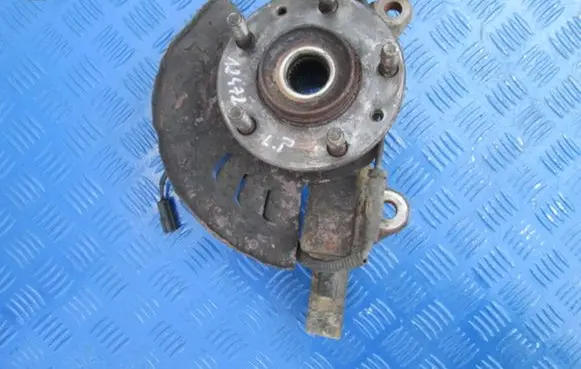 KIA Carnival Front wheel hub spindle knuckle