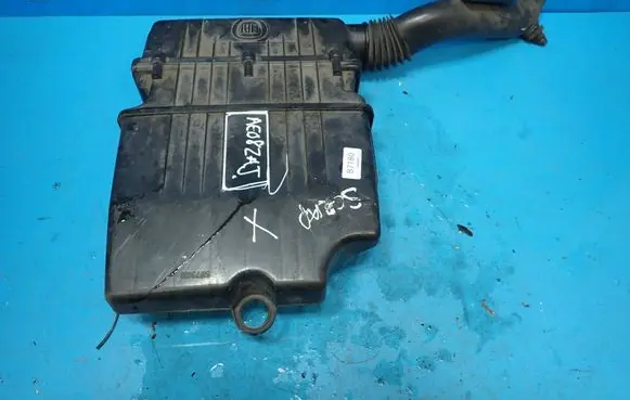 Fiat Grande Punto Air filter box