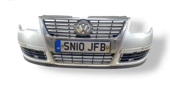 Volkswagen PASSAT B6 Front bumper