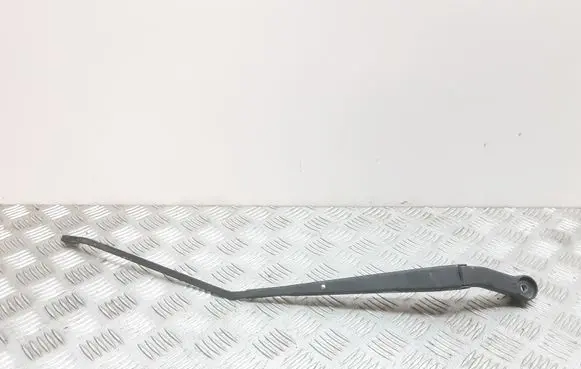 Mazda 323 Front wiper blade arm J39A