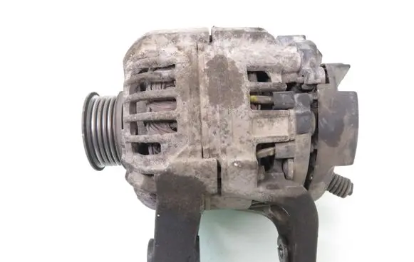Opel Corsa C Generator/alternator 24437119 0124225041