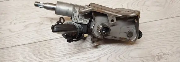 Steering wheel axle