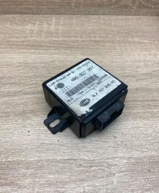 Audi A4 S4 B5 8D Light module LCM 4B0907357 5LA007845 HL0