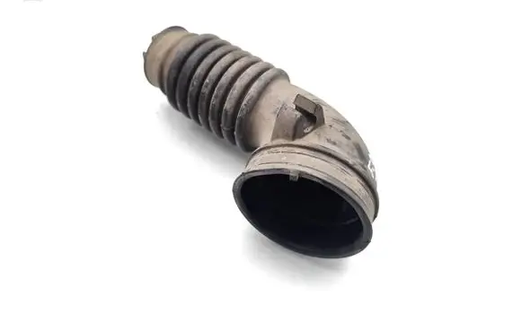 Mitsubishi L200 Air intake hose/pipe 1505A781