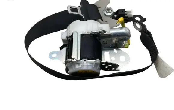 Toyota Prius (XW30) Front seatbelt 0538156 7J082531 J082512