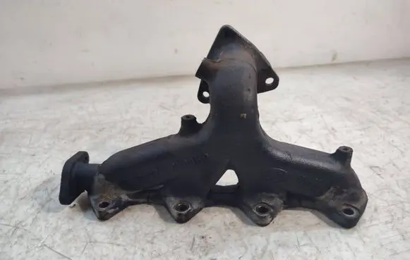 Jaguar XE Exhaust manifold G4D39430DD