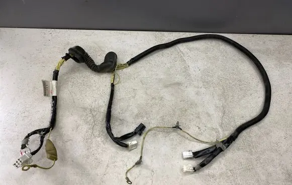 Nissan Pathfinder R51 Tailgate/trunk wiring harness 24070EB324 140C105