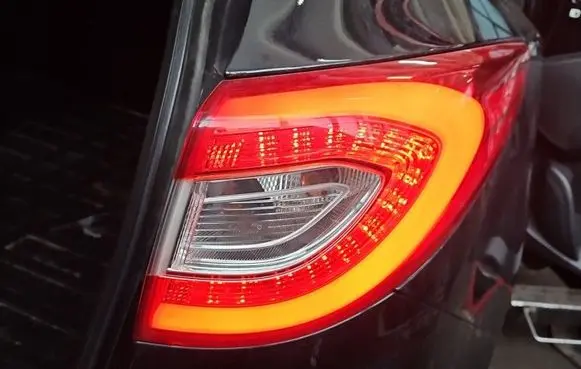Hyundai ix35 Rear/tail lights 924022Y5 IMPRK1546903