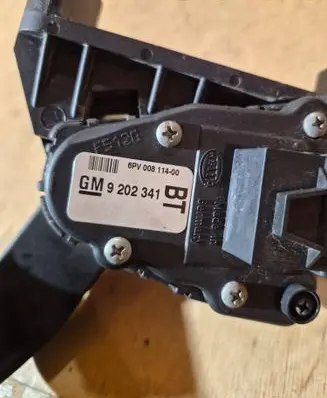 Opel Zafira A Accelerator throttle pedal 6PV00811400 9202341