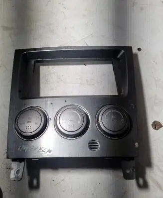 Subaru Impreza II Climate control unit 72311FE080 A0200068A02001
