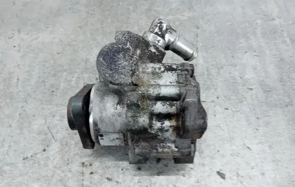 Skoda Superb B5 (3U) Power steering pump 3B0422154A