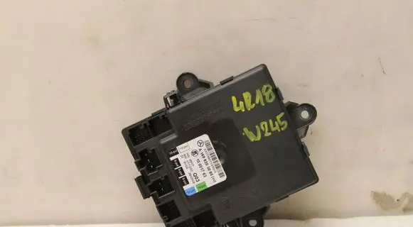 Mercedes-Benz B W245 Door control unit/module A1698203085