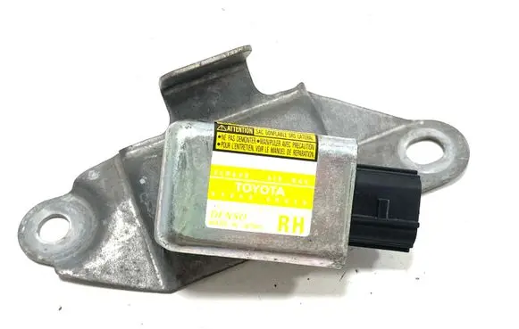 Toyota Land Cruiser (J120) Airbag deployment crash/impact sensor 8986060020 1879000450