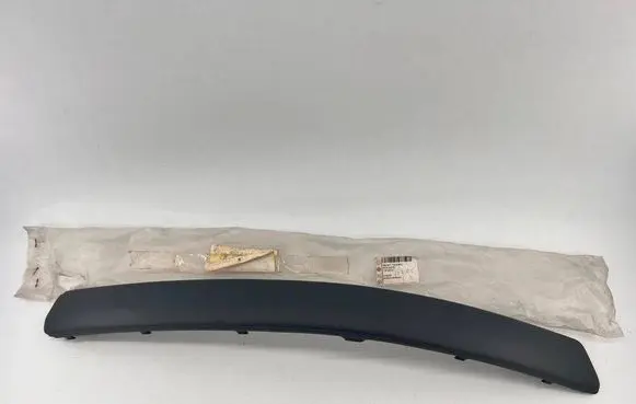 Volkswagen PASSAT B5 Front bumper splitter molding 3B0807718A
