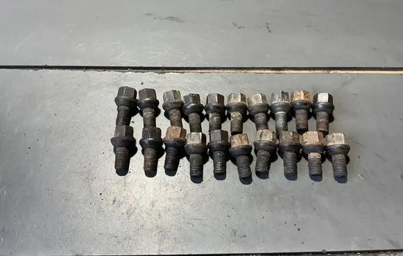 Mercedes-Benz A W168 Nuts/bolts 