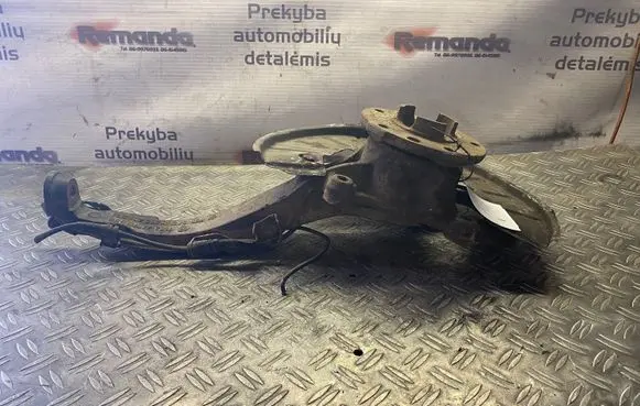 Volkswagen Touareg I Front wheel hub 7L0407257