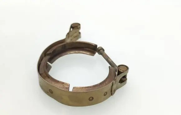 Skoda Fabia Mk4 (6VA) Muffler pipe connector clamp 04L253725B