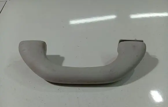 Skoda Fabia Mk2 (5J) Front interior roof grab handle