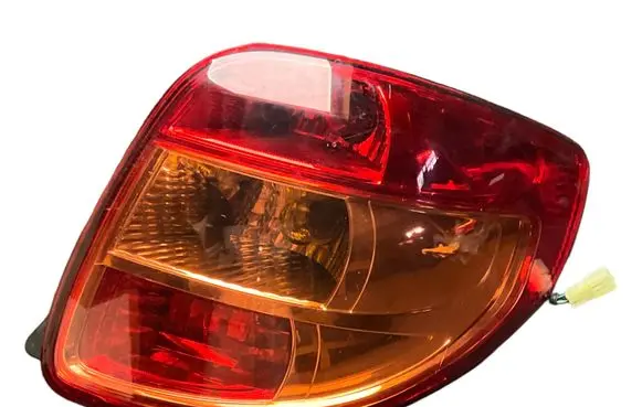 Suzuki Grand Vitara II Rear/tail lights 22016684