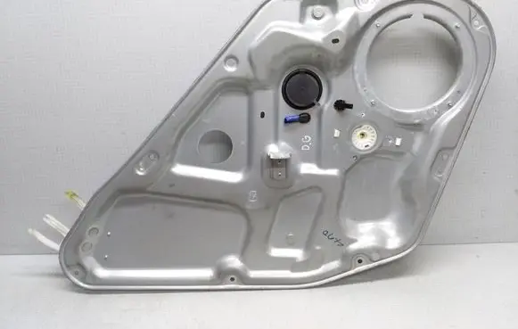 Hyundai Sonata Rear window lifting mechanism without motor