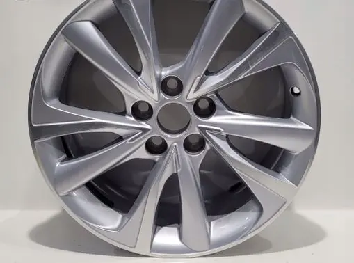 Toyota RAV 4 (XA50) R18 alloy rim 