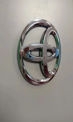 Toyota Sienna XL30 III Manufacturer badge logo/emblem 7544108020