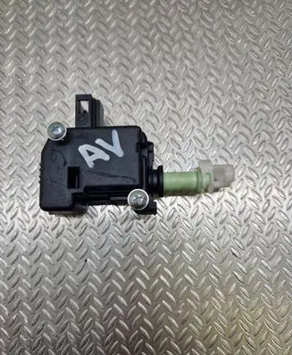Fuel tank cap lock motor