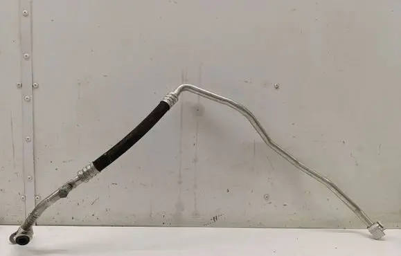BMW 2 F44 Air conditioning (A/C) pipe/hose 6832950