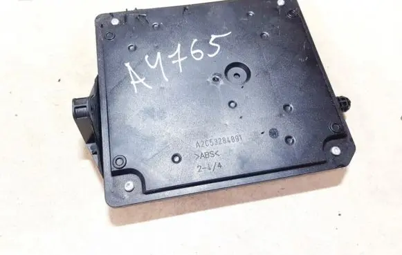 Renault Megane III Comfort/convenience module 284b15986r s180098101