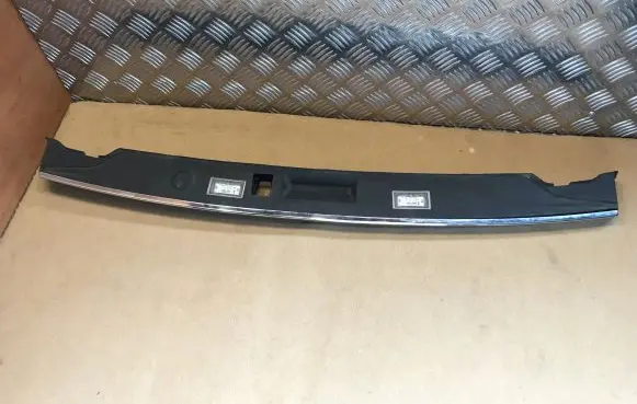 BMW 7 F01 F02 F03 F04 Number plate light 7200035