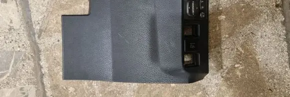 Toyota RAV 4 (XA40) Dashboard lower bottom trim panel 5554542080