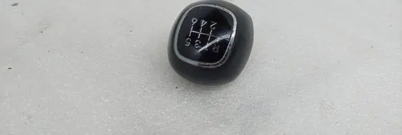 KIA Ceed Gear lever shifter trim leather/knob 