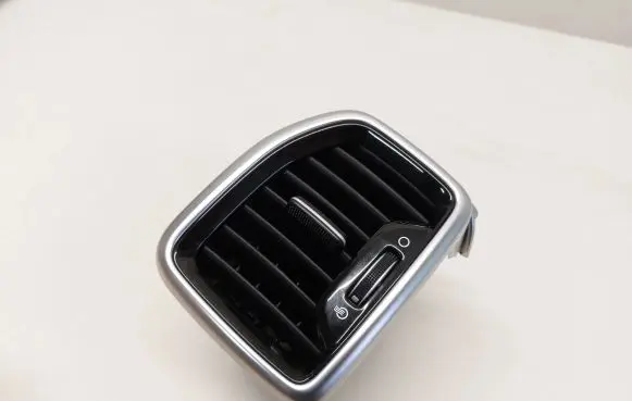 KIA Sportage Dashboard side air vent grill/cover trim 97490F1BB0SA1