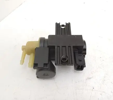 Renault Trafic III (X82) Turbo solenoid valve 8200790180