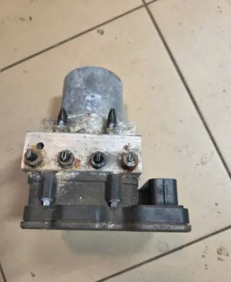 BMW X5 F15 ABS Pump 6884729 6884730