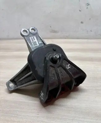 Hyundai Santa Fe Engine mount bracket 21815l1200