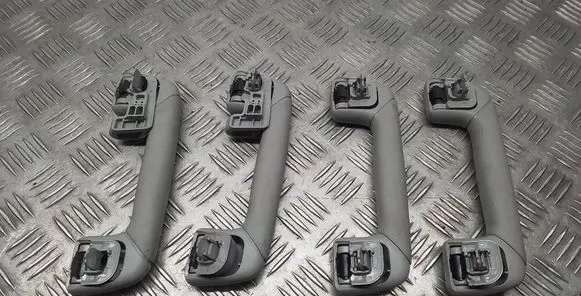 Lexus RX 450H A set of handles for the ceiling 