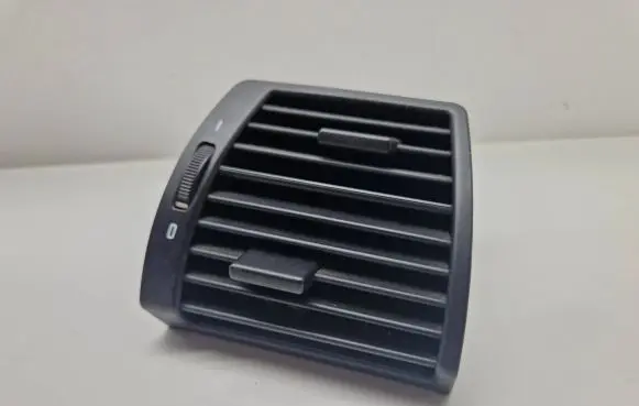 BMW X5 E53 Dashboard side air vent grill/cover trim 8402216