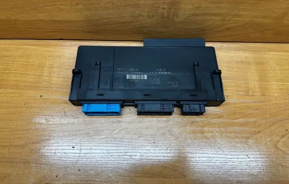 BMW 7 F01 F02 F03 F04 Comfort/convenience module 9228490 53252S117 1876088846