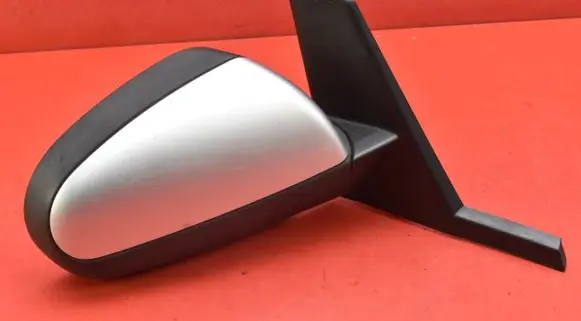 Mitsubishi Colt Front door electric wing mirror 014259