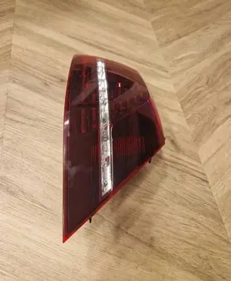 Volkswagen Golf VII Rear/tail lights 5G0945208C 95G0945208C 81230211