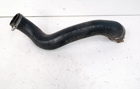 Intercooler hose/pipe