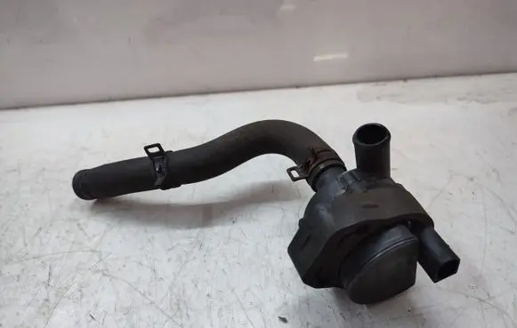 Mercedes-Benz CLS C218 X218 Electric auxiliary coolant/water pump A2118350028