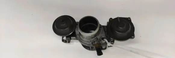 Mitsubishi Pajero Throttle valve