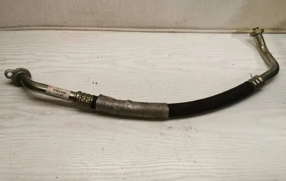 Air conditioning (A/C) pipe/hose