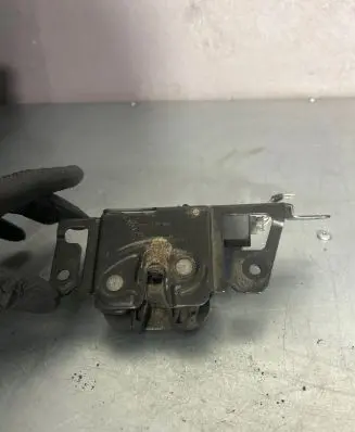 BMW X3 E83 Tailgate/trunk/boot lock/catch/latch 7057364