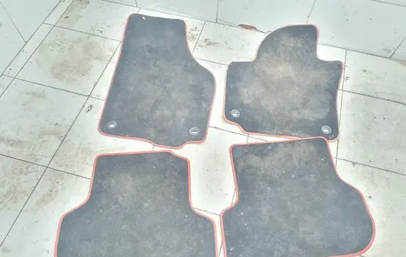 Volkswagen Golf Plus Car floor mat set 5M1863011B
