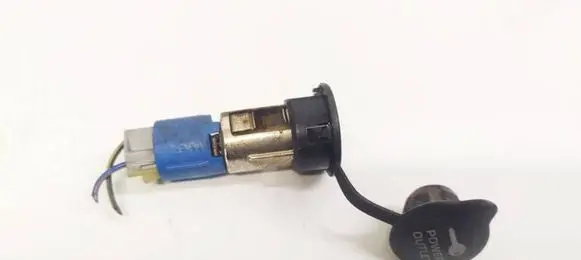 Chrysler Grand Voyager IV Cigarette lighter 